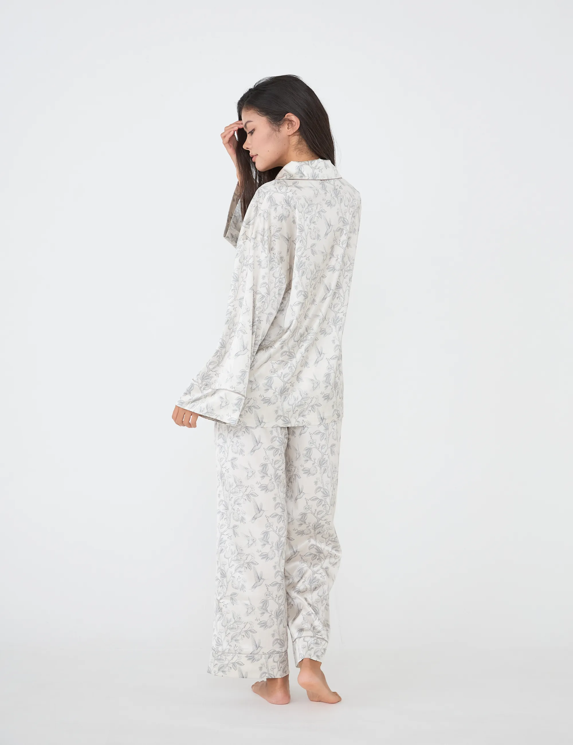 Silky Moonlit Satin Shirt / 亜麻(beige)