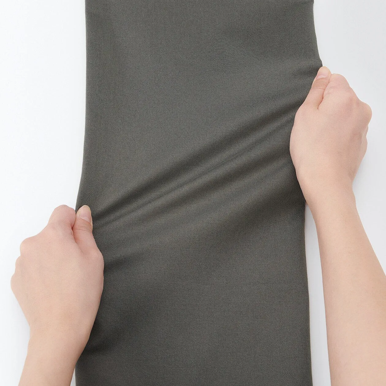 STRETCH CHINO SLIM 82cm