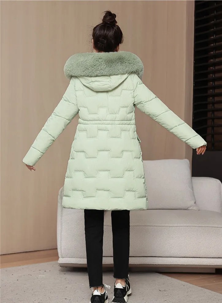 Stylish Knee-Length Quilted Puffer Jacket featuring a Drawstring Waist