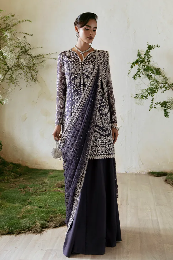 SUFFUSE | FREESHIA RTW '23 | RAVENA