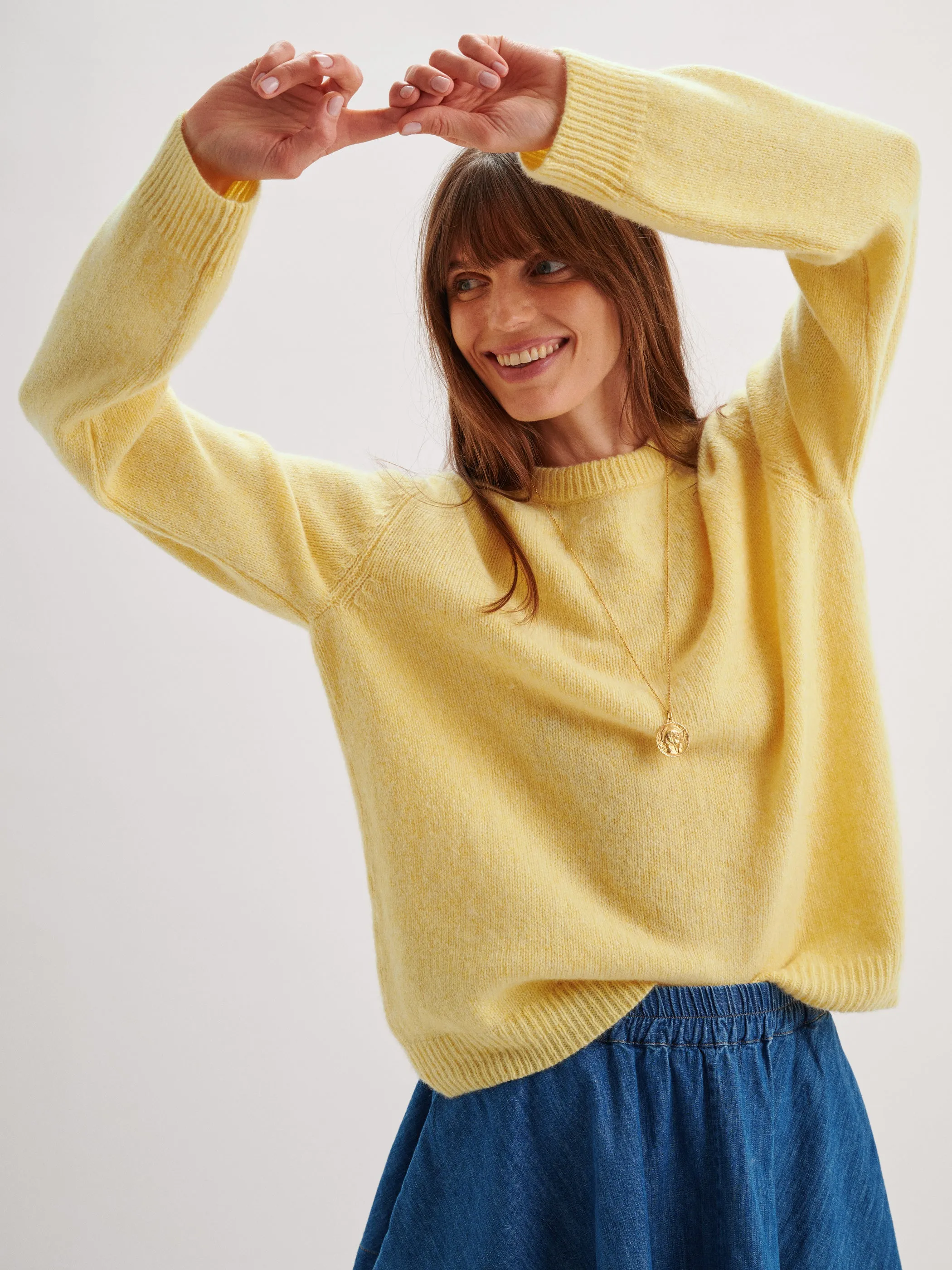 The Kismet Crewneck Sweater in Cashmere