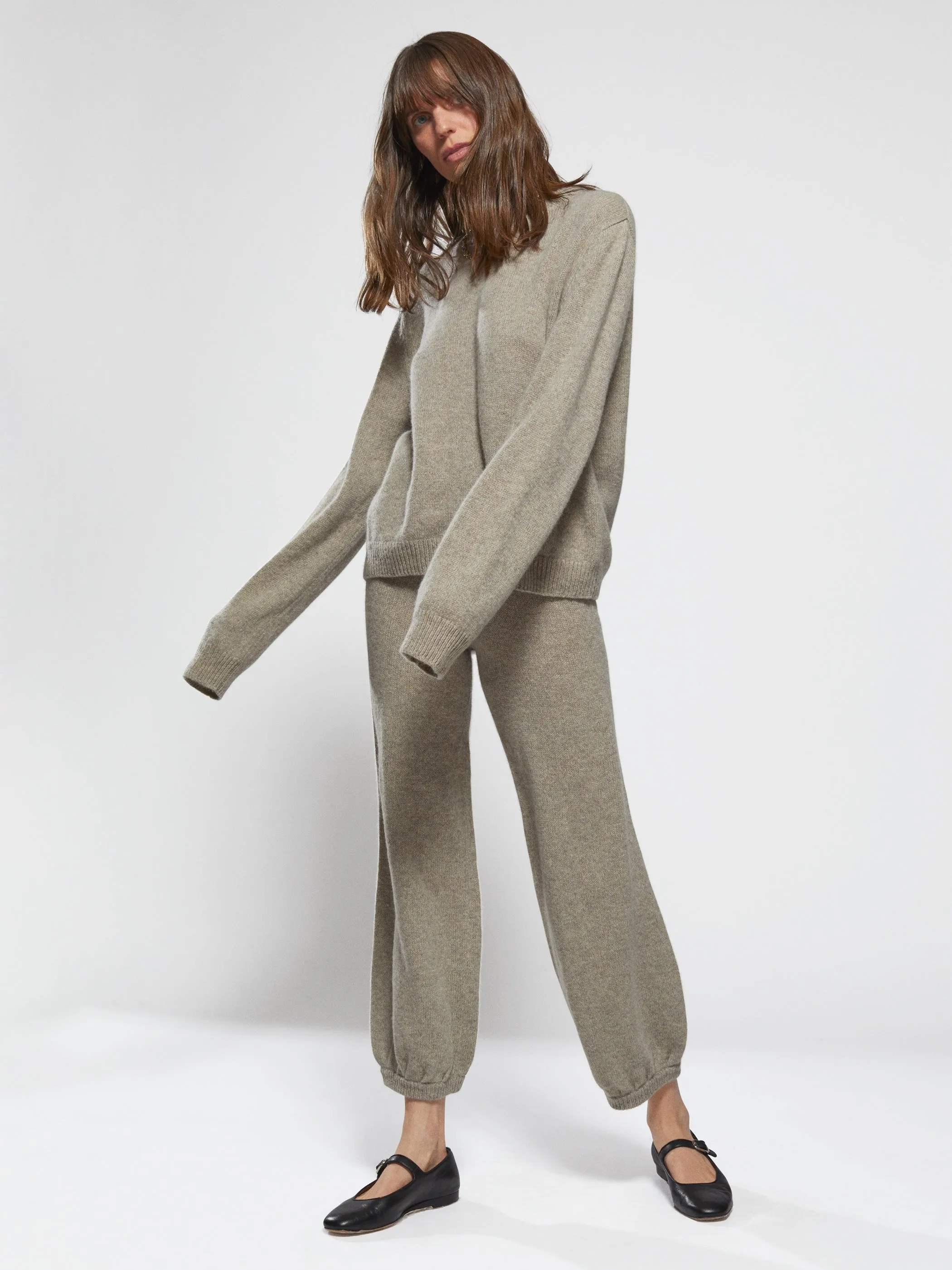 The Kismet Crewneck Sweater in Cashmere