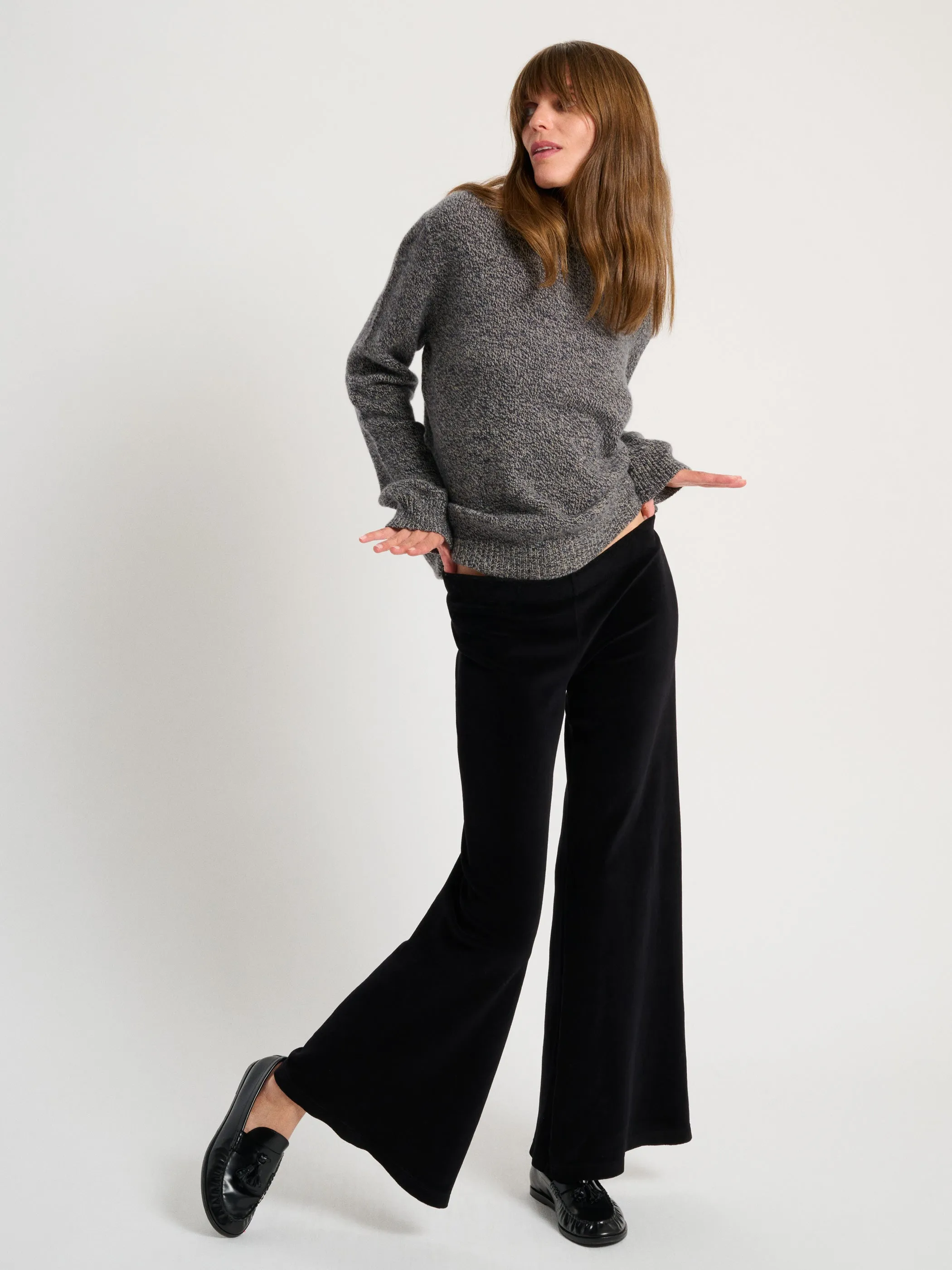 The Kismet Crewneck Sweater in Cashmere