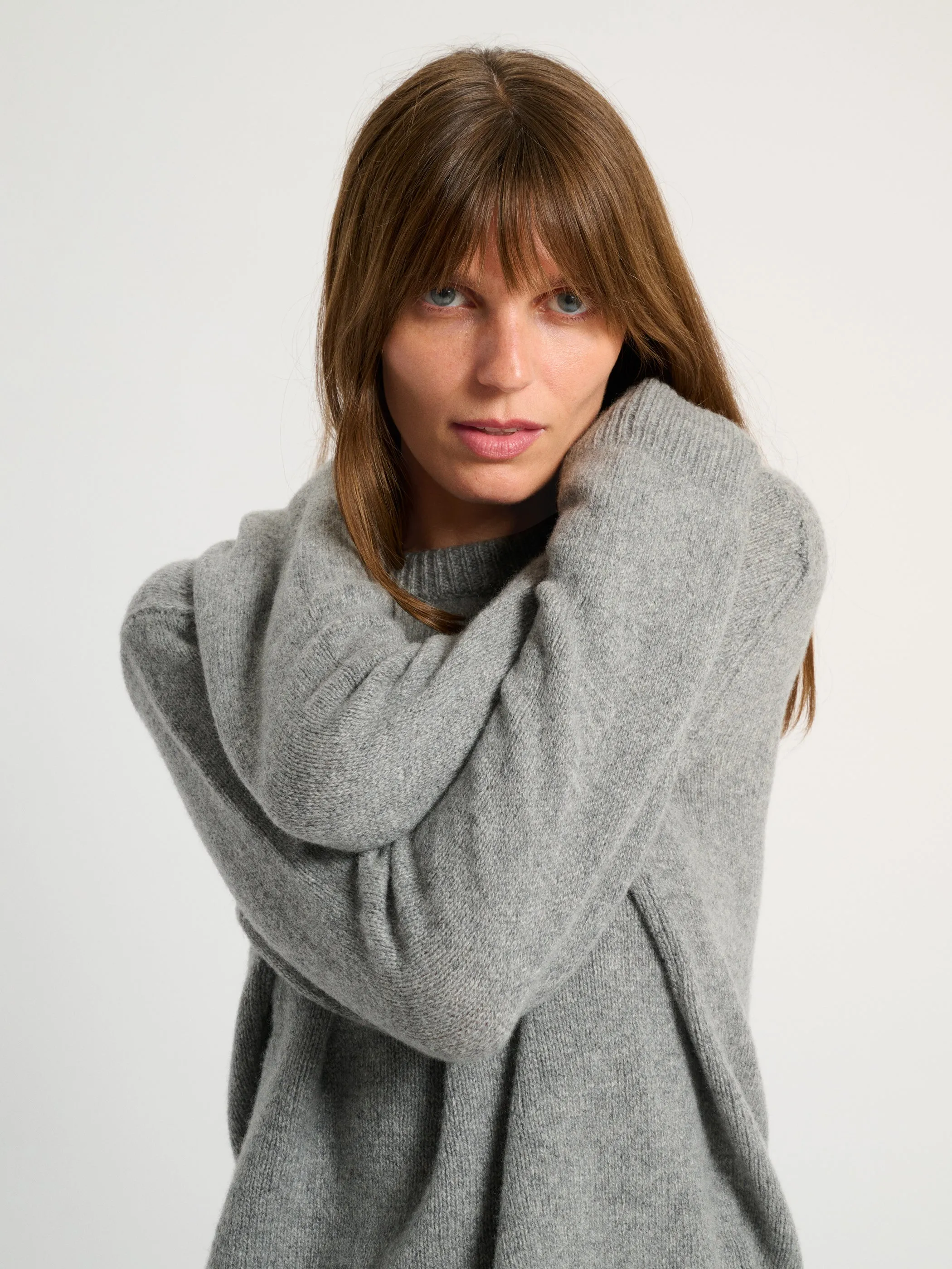 The Kismet Crewneck Sweater in Cashmere