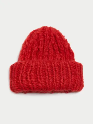 The Lumi Ribbed Beanie in Cashmere