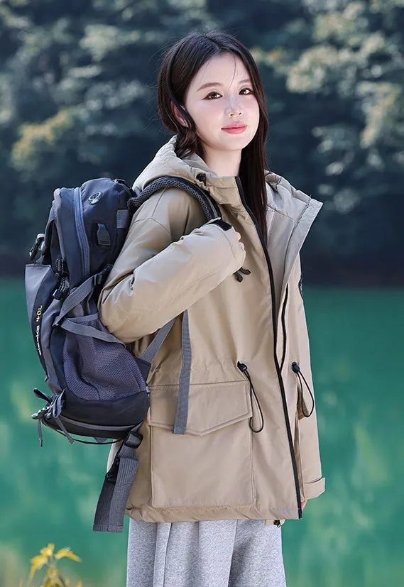 Thickened Water-resistant Puffer Jacket for Women with Cargo Style