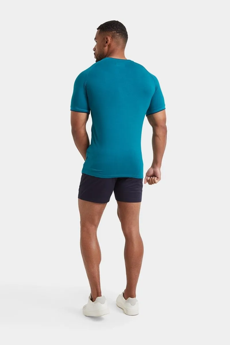 Tipped T-shirt in Peacock