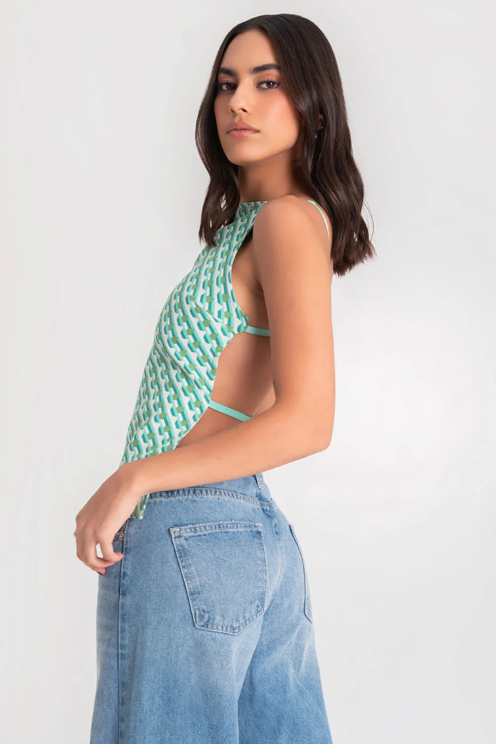 Top estampado de tirantes escote espalda