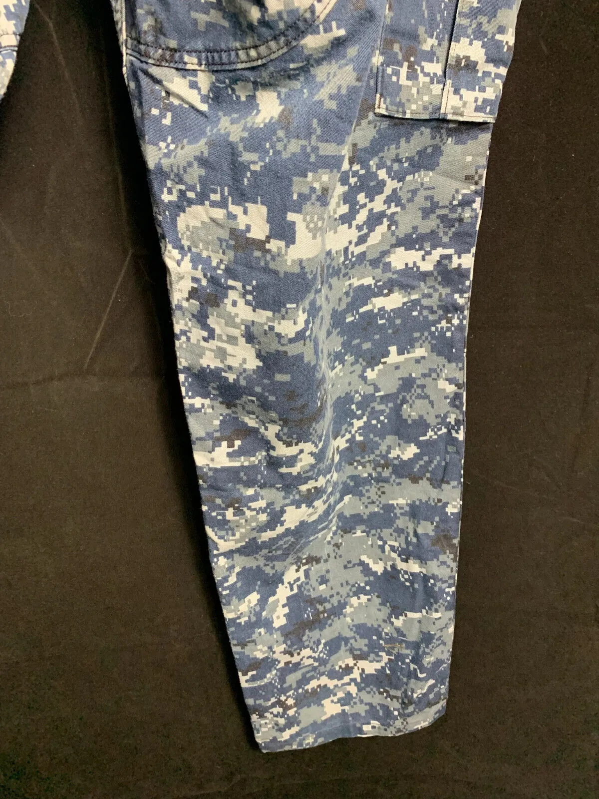 US Navy Camouflage Cargo Pants Men's Blue Digital Trousers - Large - Regular 39"