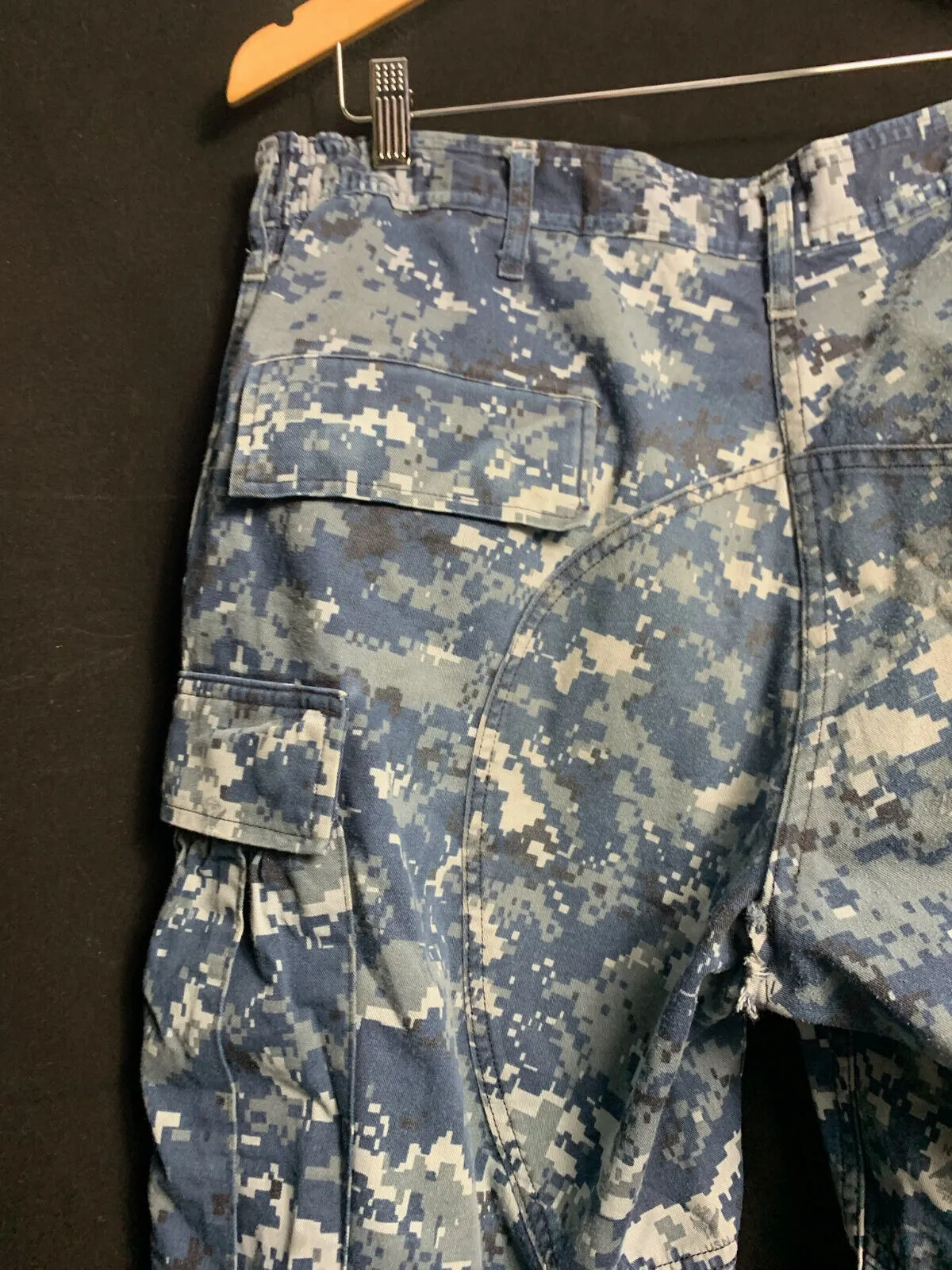 US Navy Camouflage Cargo Pants Men's Blue Digital Trousers - Large - Regular 39"