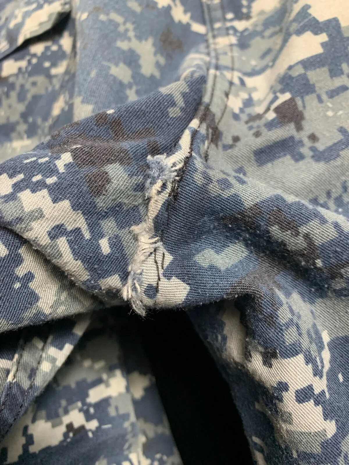 US Navy Camouflage Cargo Pants Men's Blue Digital Trousers - Large - Regular 39"