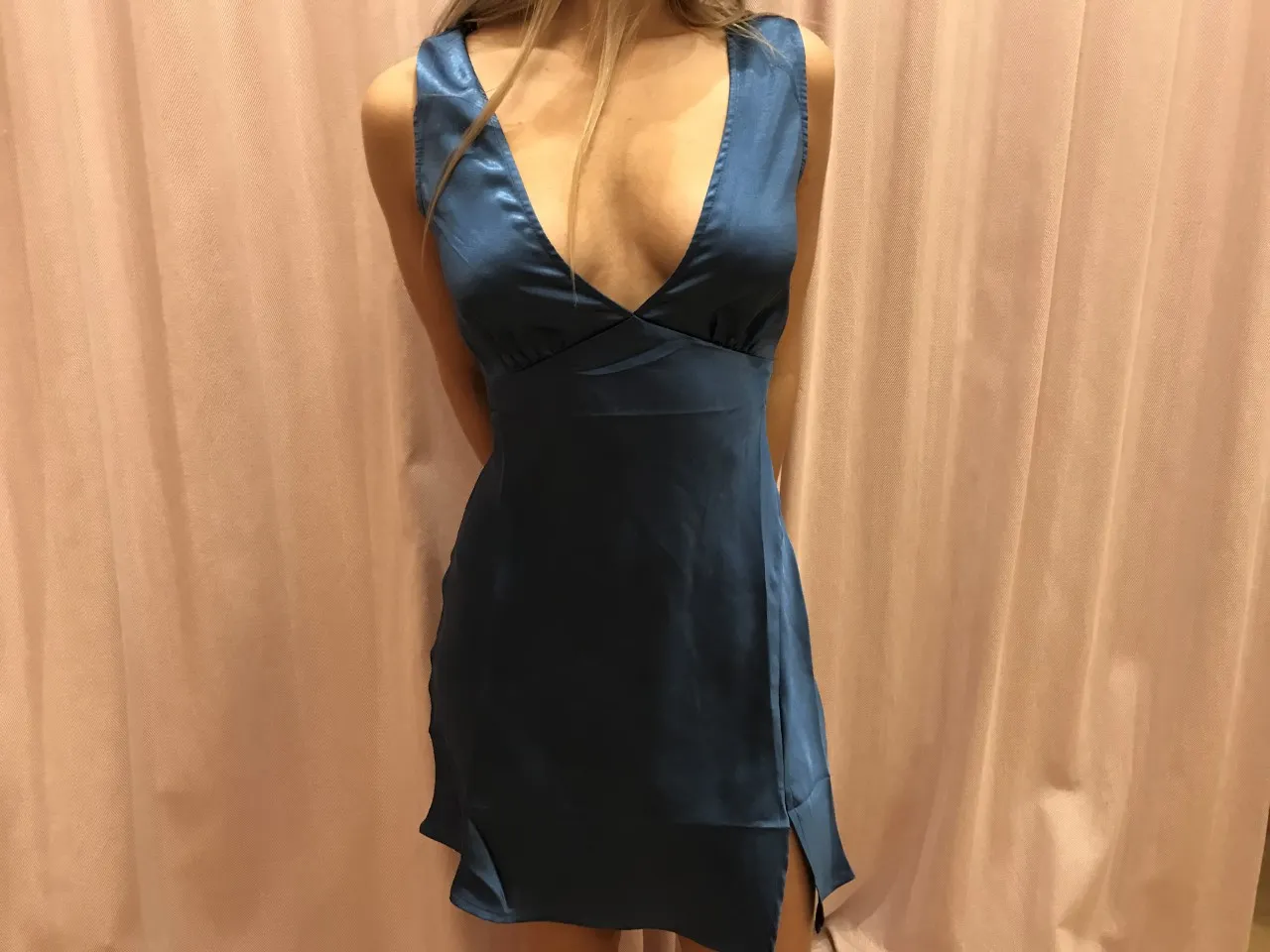 V Neck Sleeveless Side Slit Empire Waist Mini Dress