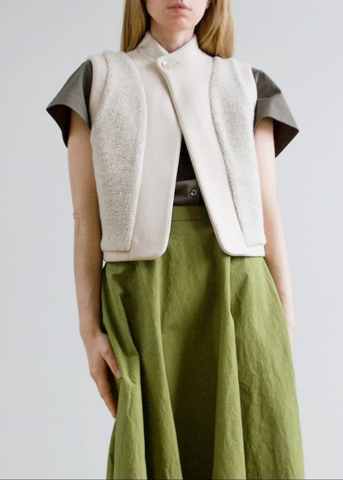 V01 Amalie Cashmere & Virgin Wool Vest, Sand