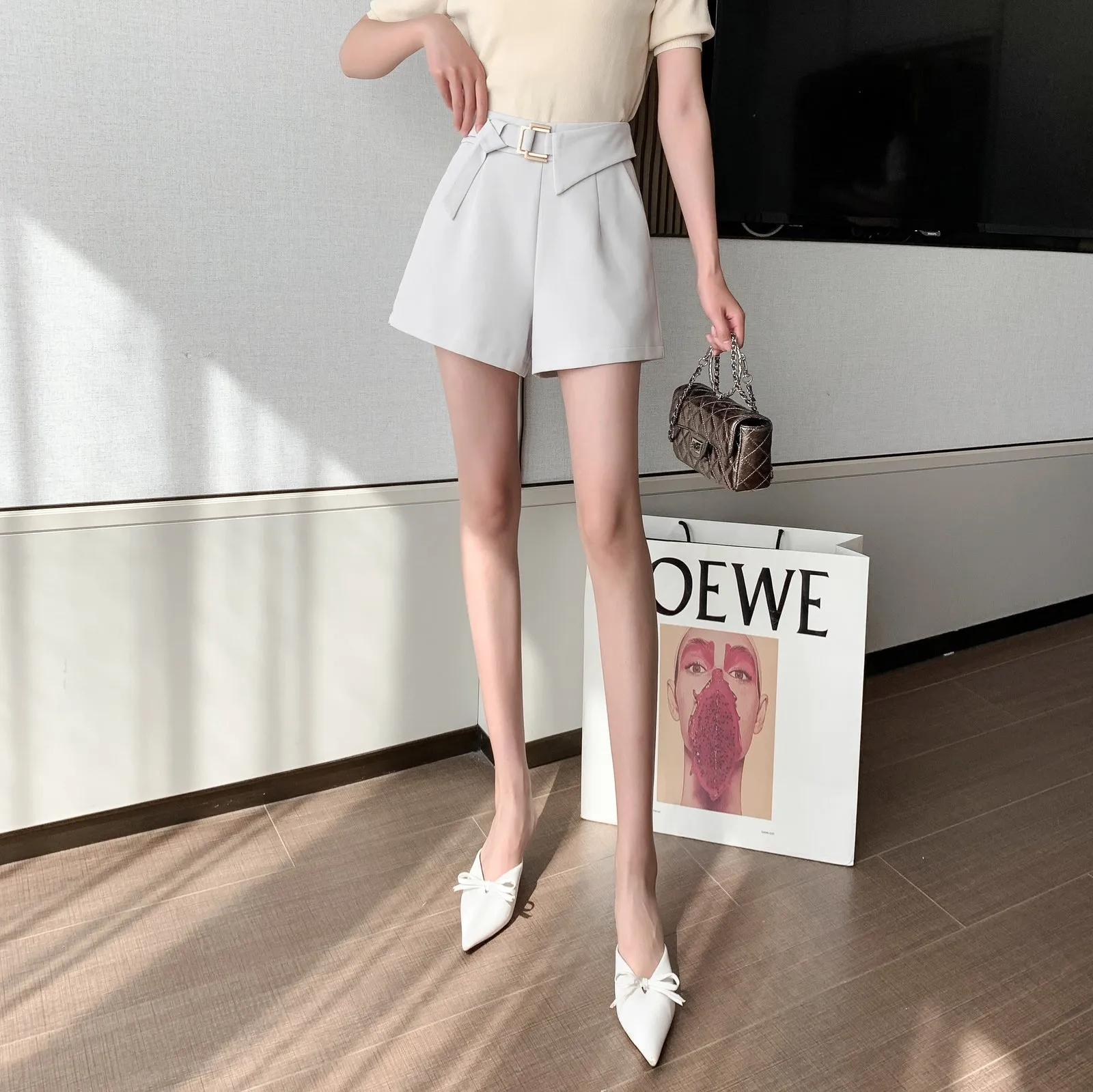 Versatile Wide Leg Chino Shorts for Women with Metal Buttons