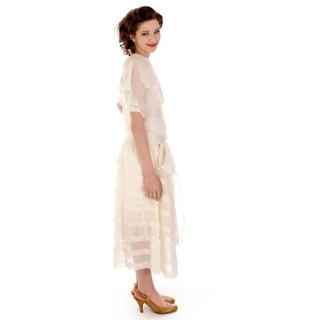 Vintage Young Womans Ivory Cotton Gauze Dress/Slip Early 1920s 32-32-42