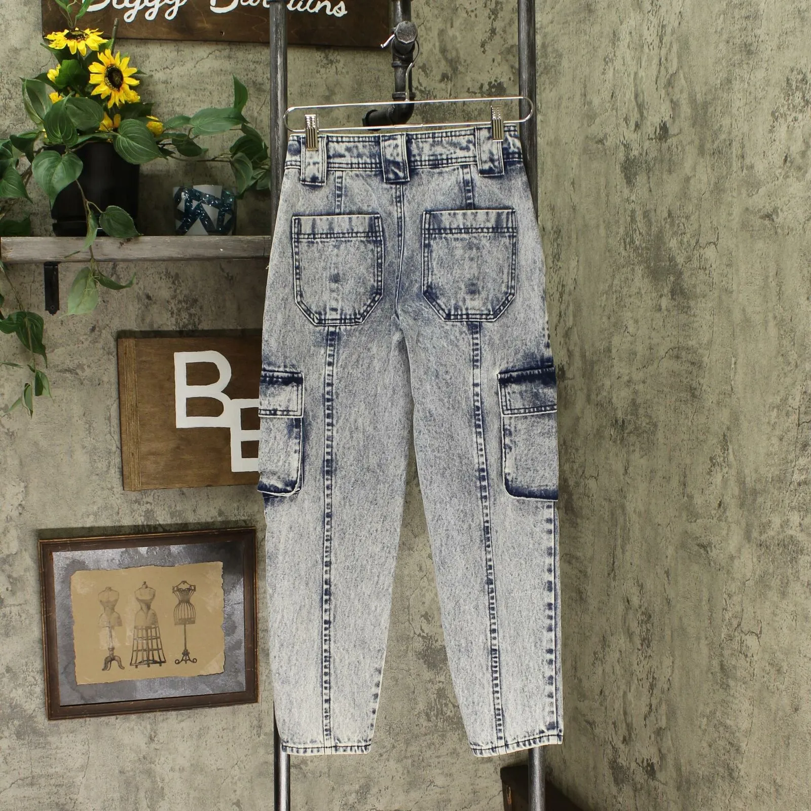 Wild Fable Women's High Rise Straight Leg Ankle Length Cargo Jeans