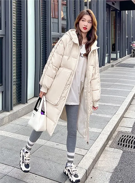 Windproof and Quilted Oversized Puffer Coat for Women