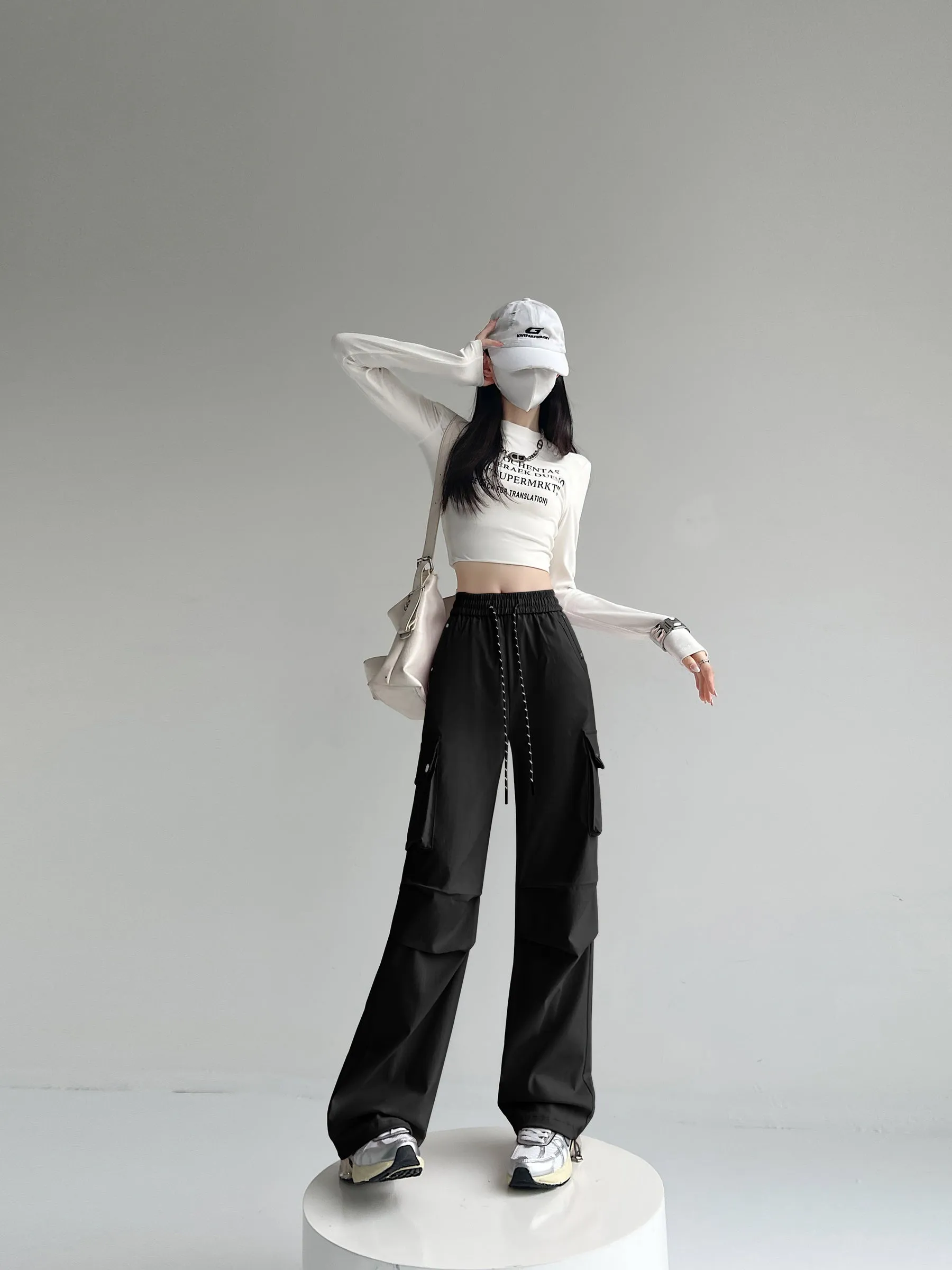 Women's Casual Drawstring Waisted Cargo Pants with Adjustable Cuffs