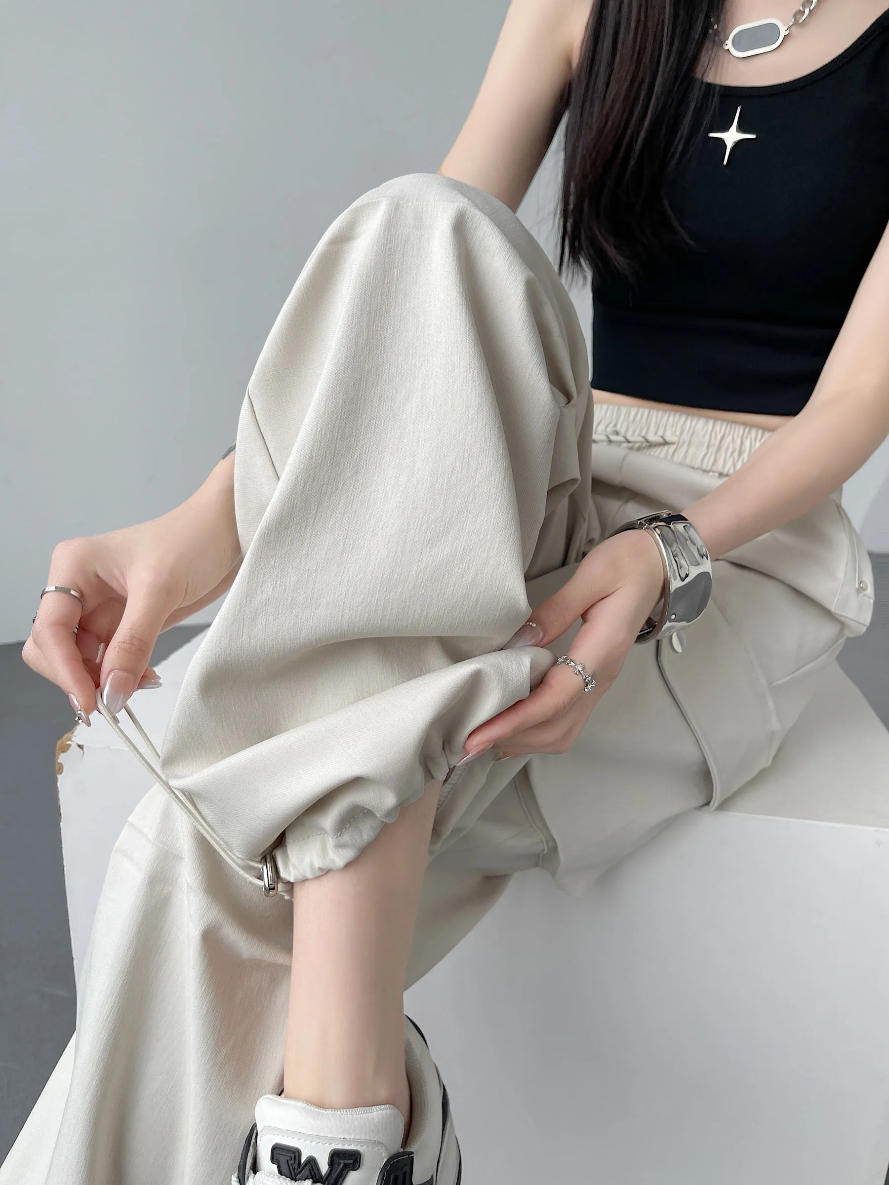 Women's Casual Drawstring Waisted Cargo Pants with Adjustable Cuffs