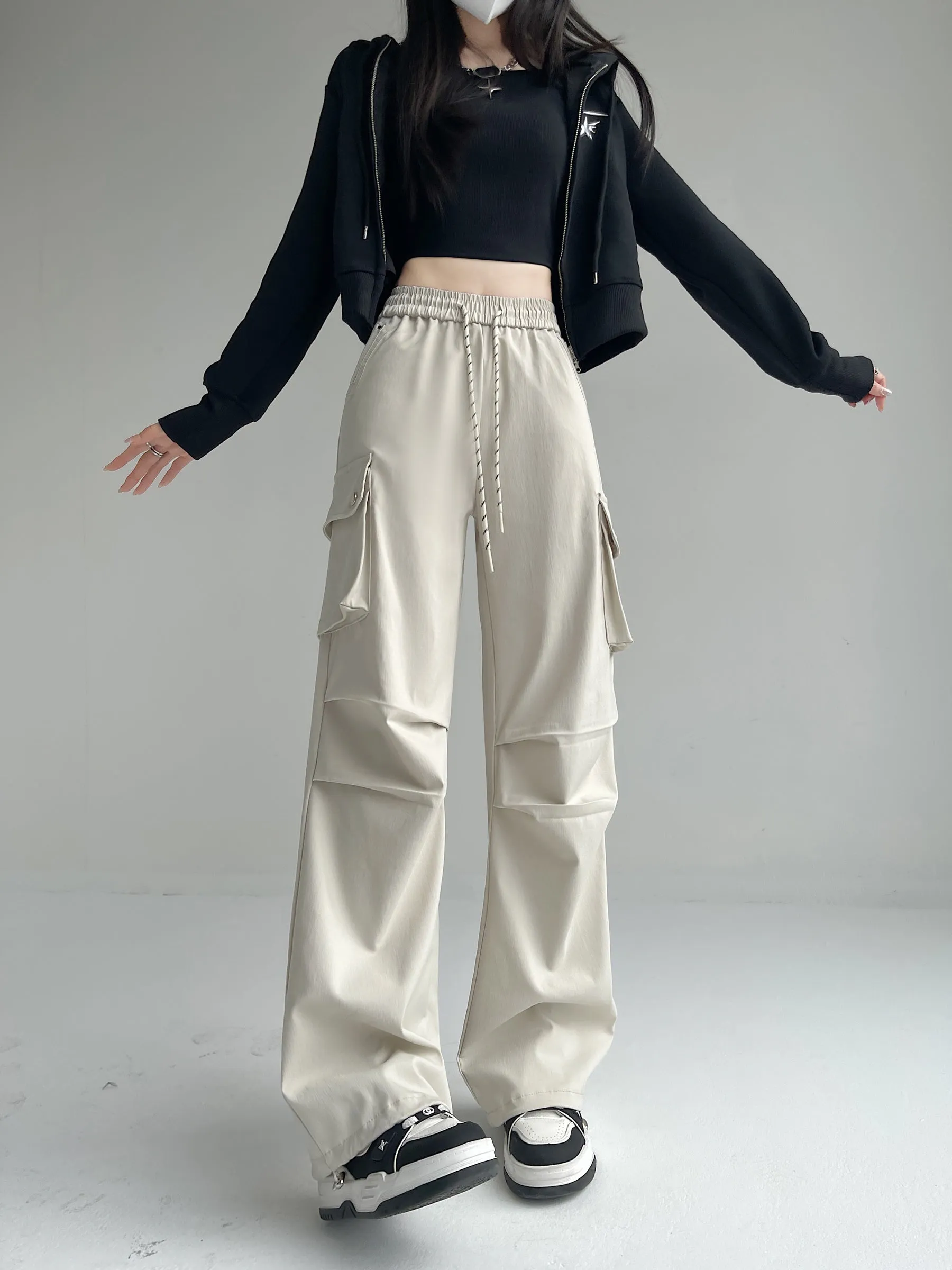 Women's Casual Drawstring Waisted Cargo Pants with Adjustable Cuffs