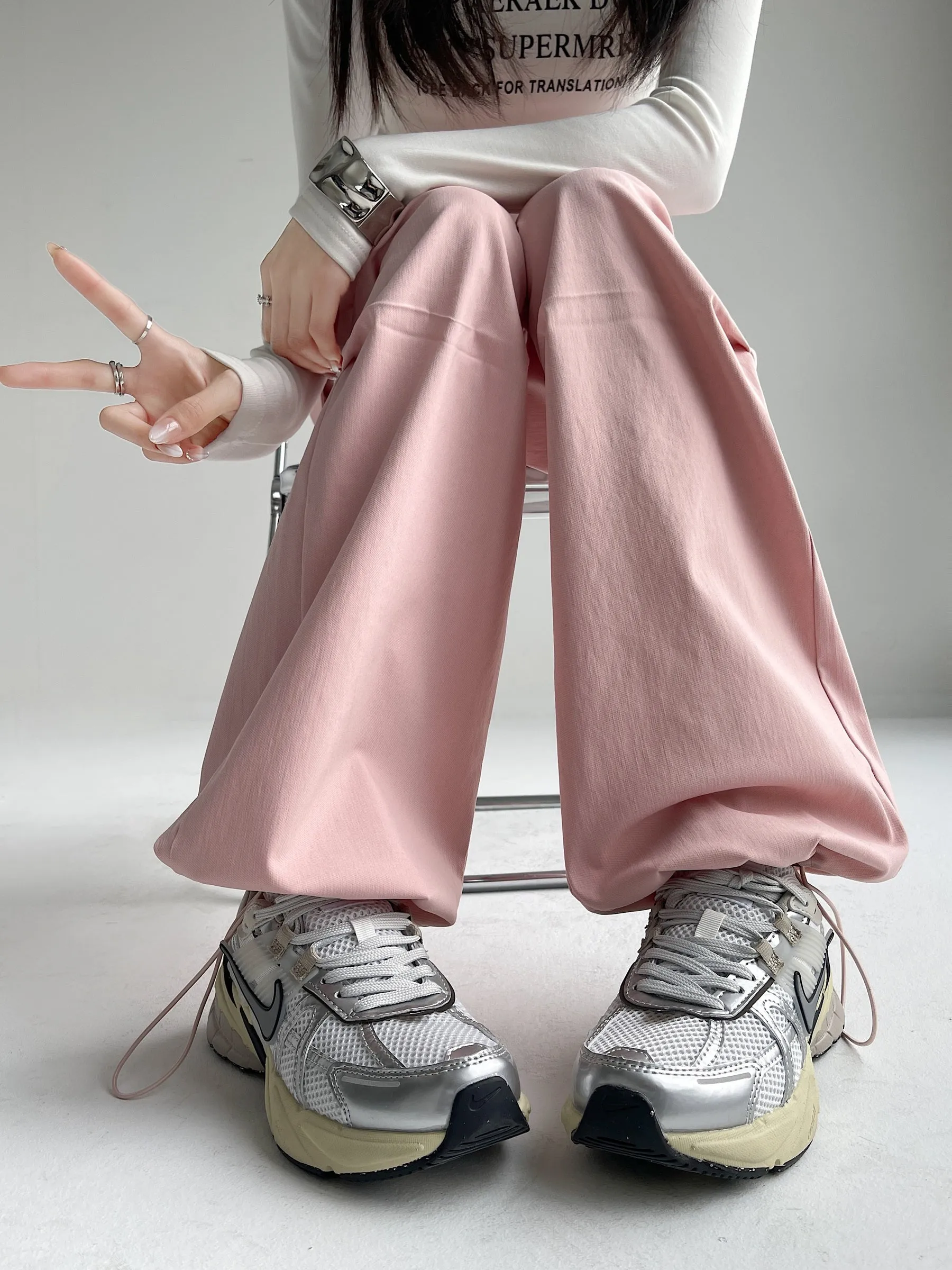 Women's Casual Drawstring Waisted Cargo Pants with Adjustable Cuffs