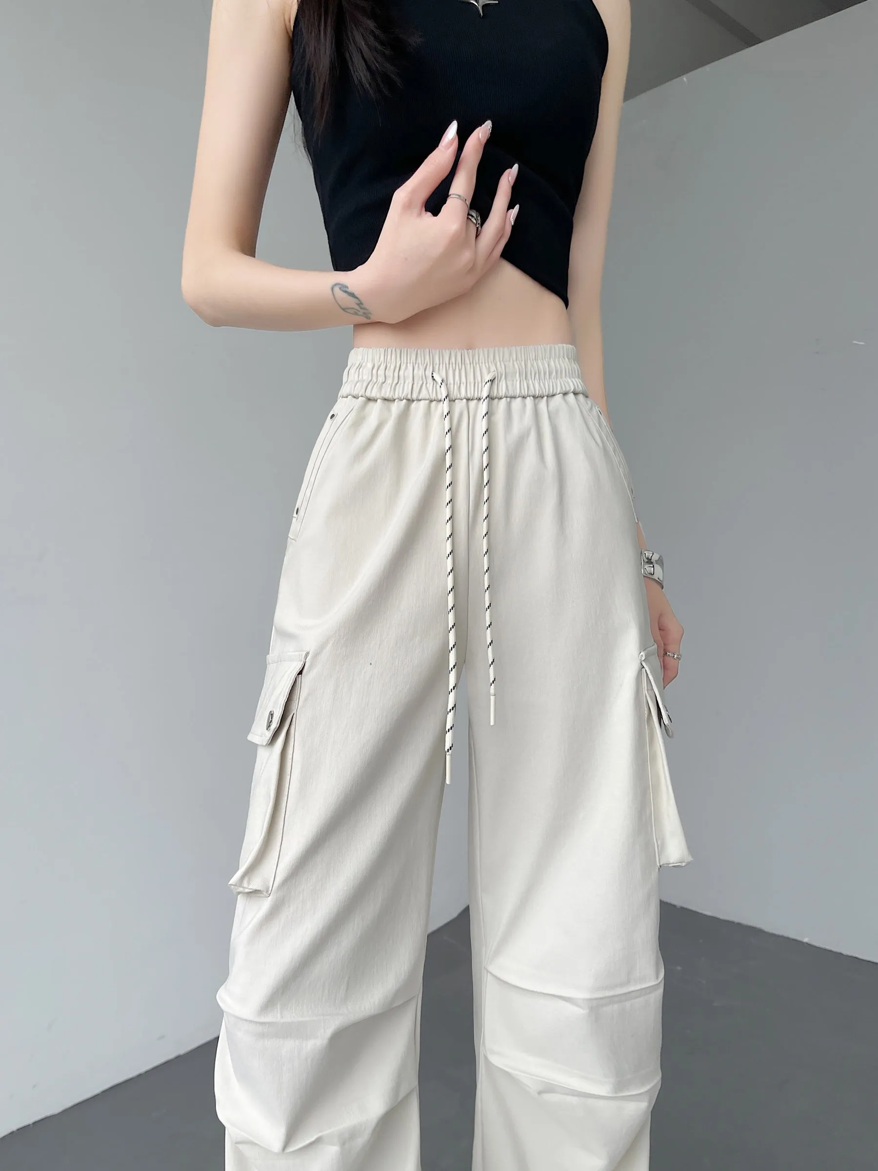 Women's Casual Drawstring Waisted Cargo Pants with Adjustable Cuffs