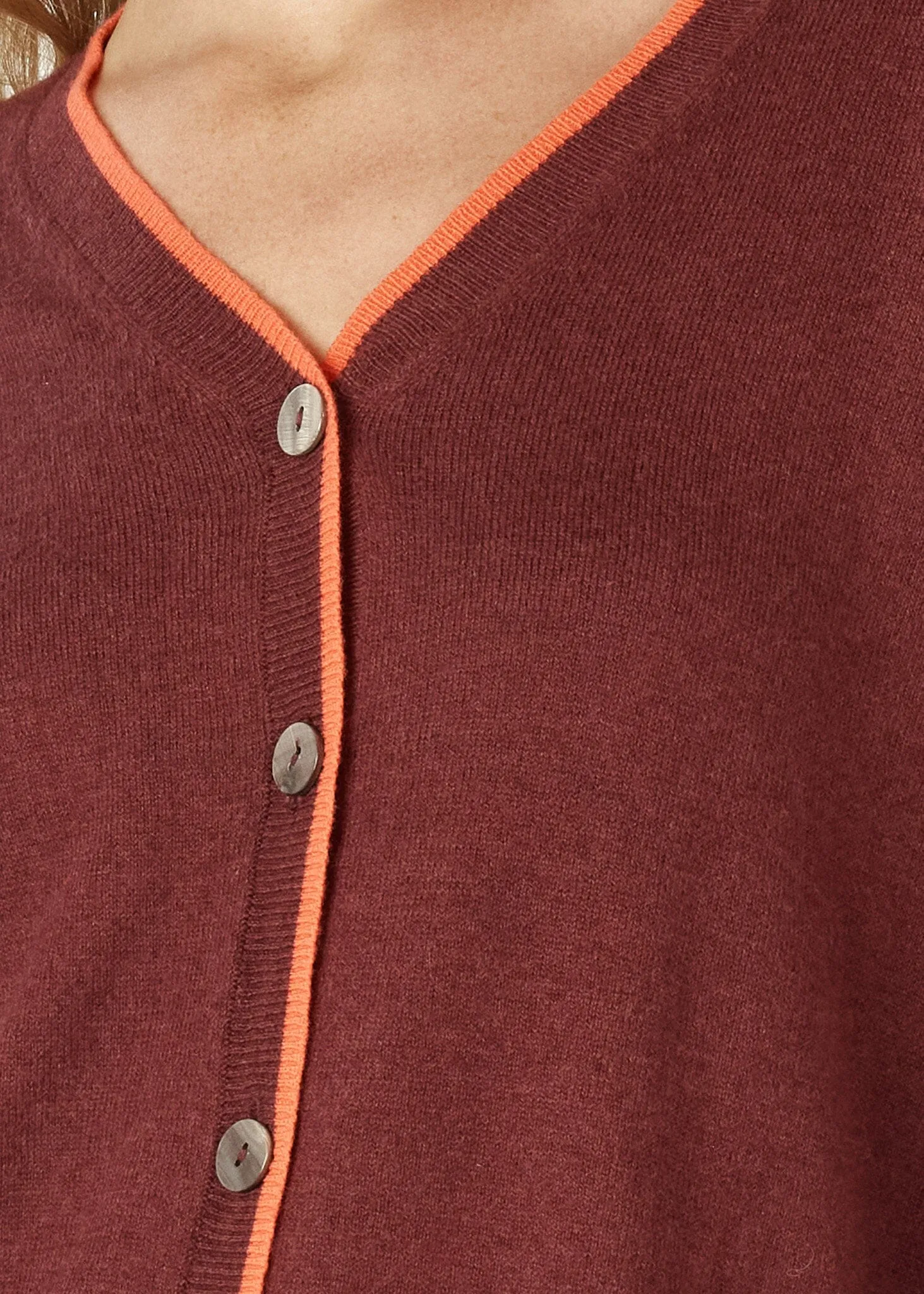 ZAKET & PLOVER Essential V Cardi - Shiraz